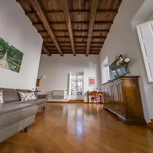 Apartment Pandy