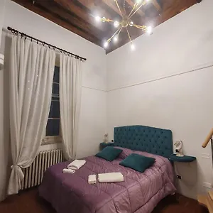 https://corte-aranci-e-corte-pini-deluxe-apartments-in-historic.it-tuscanyhotel.com